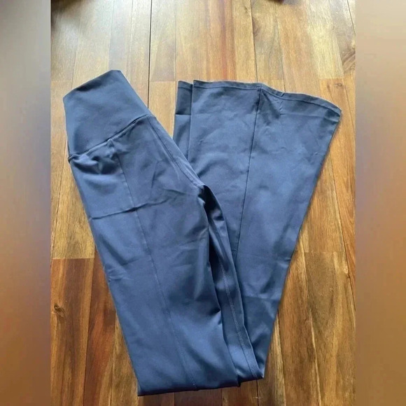 PE Nation full force flare legging - Picture 15 of 16